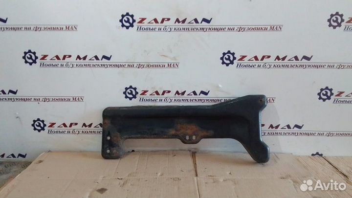 Кронштейн бокового отбойника левый Man Tga Tgs Tgx