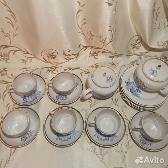 Чайный сервиз СССР Красный фарфорист