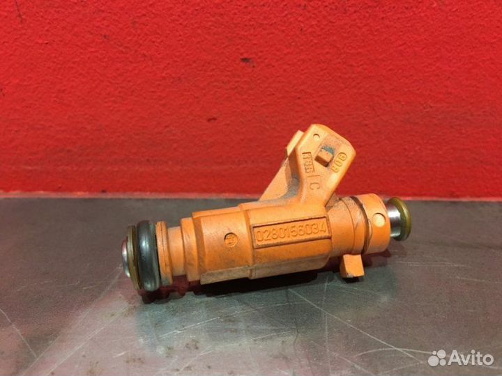 Форсунка Peugeot 307 3C NFU 2005