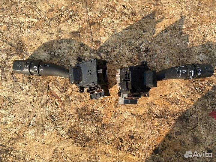 Подрулевой переключатель Правый Kia Sportage 2