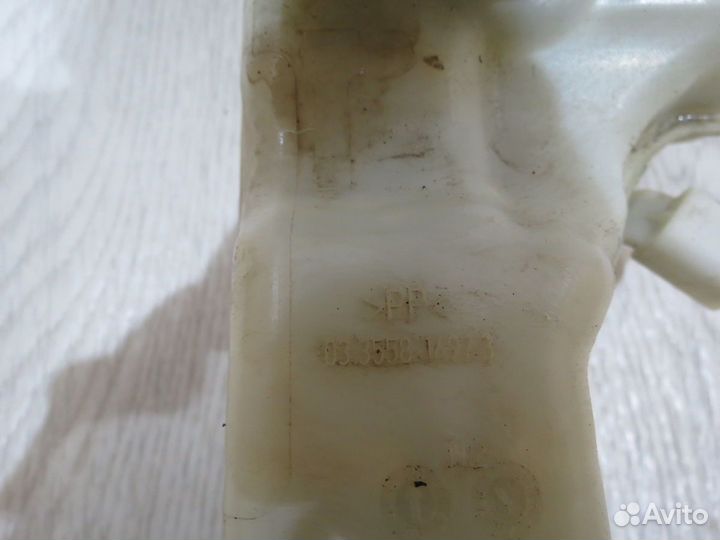 Главный тормозной цилиндр Ford Focus 3