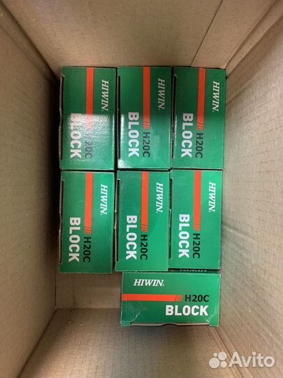 Каретки профильных направляющих hiwin