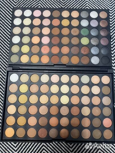 Палитра теней. X-mass cosmetics