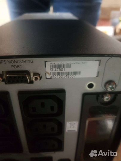 Бесперебойник ибп APC Smart-UPS 750/APC SUA750I