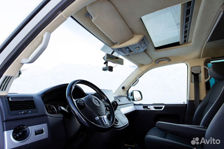 Volkswagen Multivan 2.0 AMT, 2011, 203 842 км