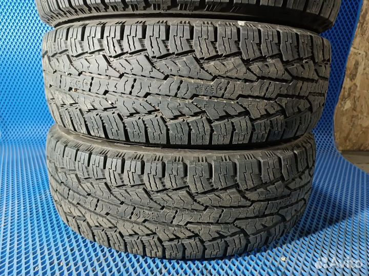 Nokian Tyres Rotiiva AT 235/75 R15