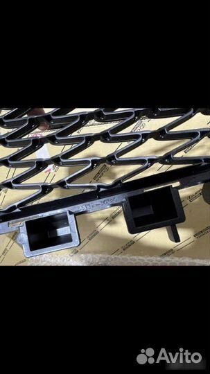 Решетка передняя Lexus Gs