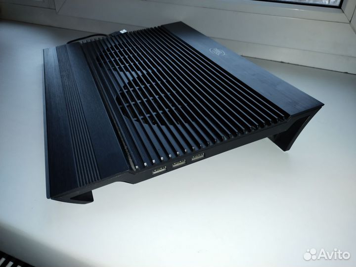 Подставка с охлаждением для ноутбука