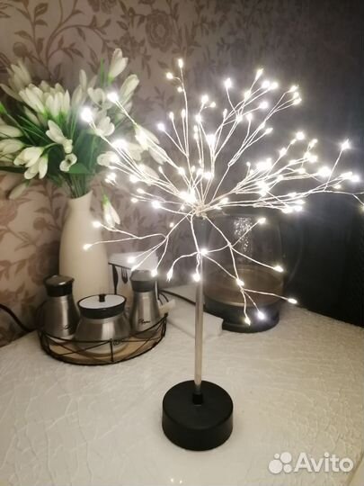 Лампа настольная