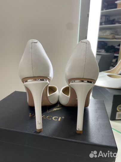 Туфли женские 38 размер vitacci