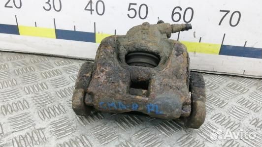 Суппорт тормозной передний левый land rover freela