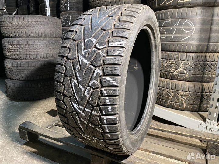 Pirelli Ice Zero 295/40 R21 111H