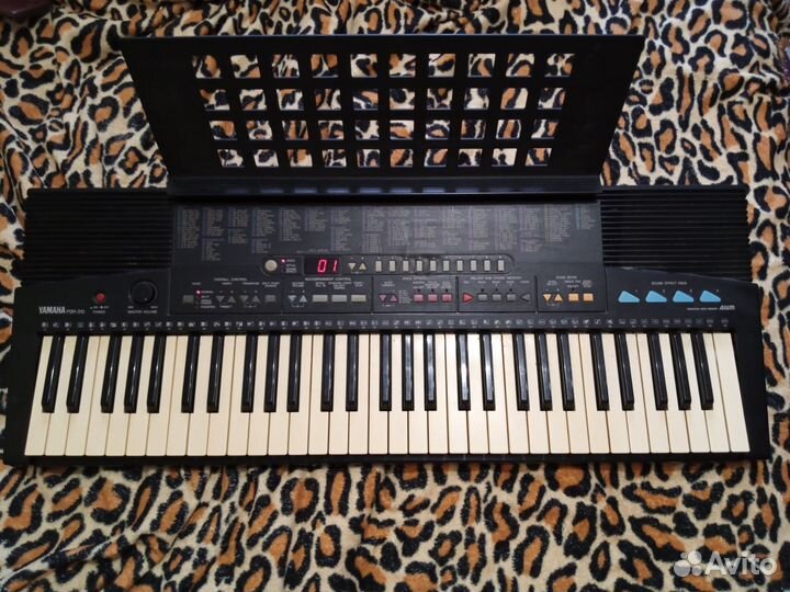 Yamaha PSR 310 синтезатор