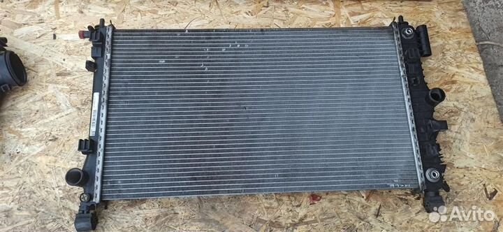 Радиатор основной Opel Insignia