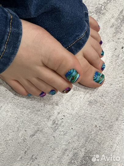 Маникюр педикюр