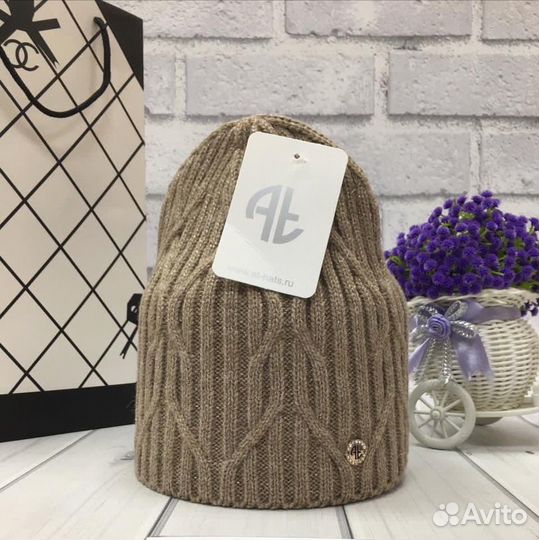 Новая деми шапка