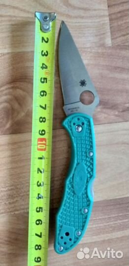Весенний Spyderco Delica