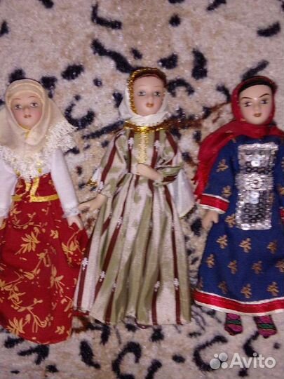 Кукла фарфоровая коллекционная