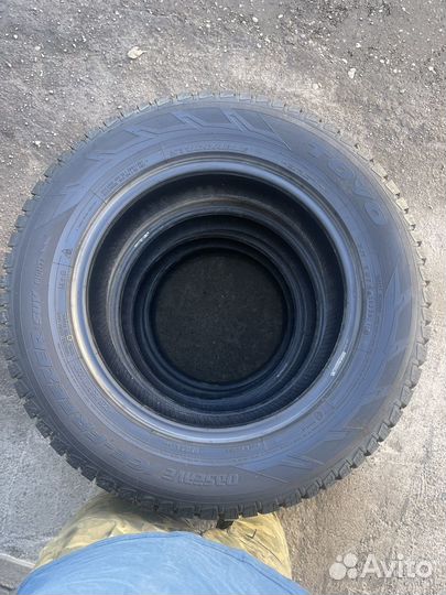 Toyo Observe Ice-Freezer SUV 225/65 R17