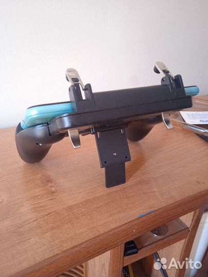 Игровой джойстик для телефона