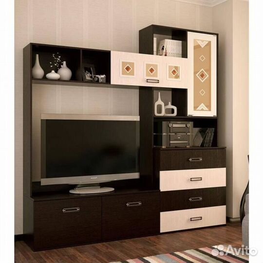 Стенка в гостиную