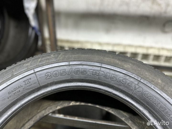 Michelin Pilot HX MXV3-A 205/65 R15 94V