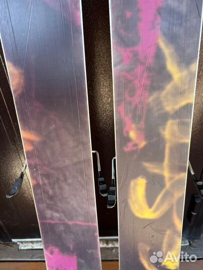 Горные лыжи для фрирайда