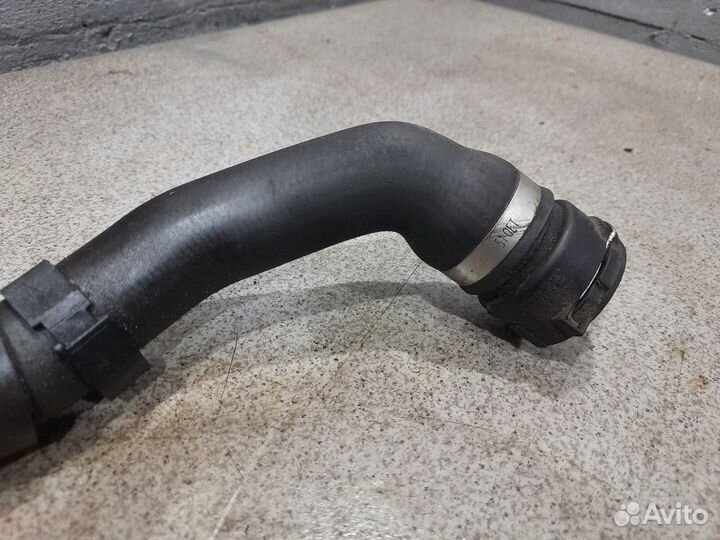 Патрубок охлаждения для 1.8 tfsi BZB WV Passat B6