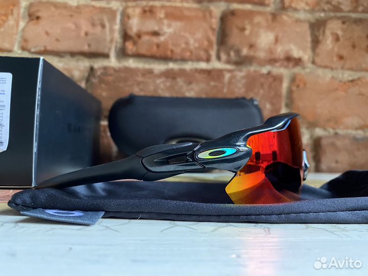 Oakley Radar EV Path (линза Prizm Road)