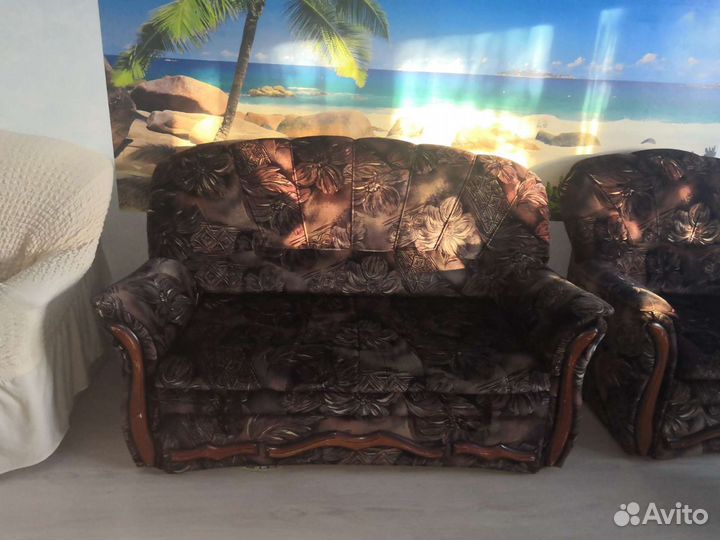 Диван и кресло