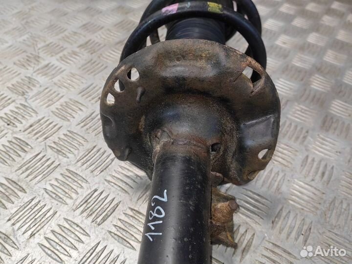 Стойка подвески левая Hyundai Solaris II