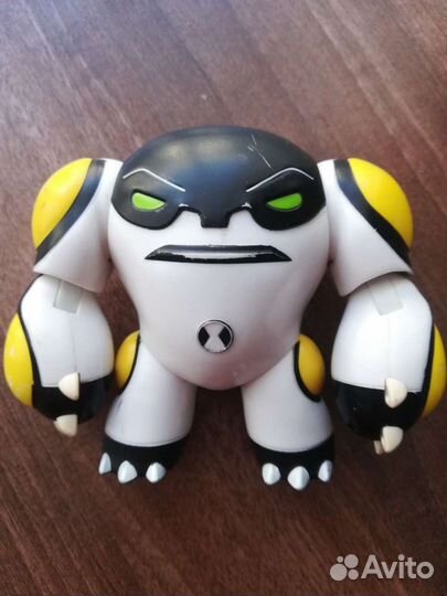 Игрушки из серии Ben 10