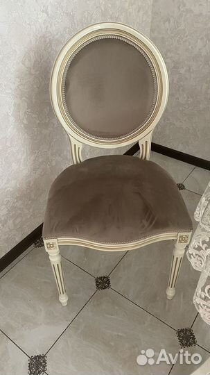 Стулья Медальон