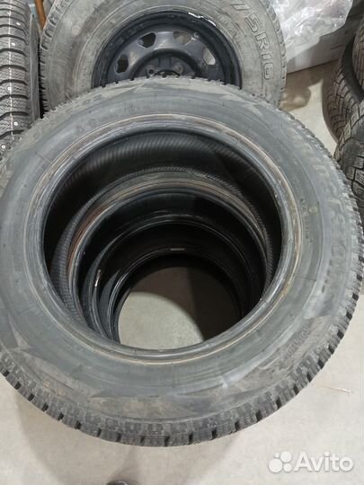 Bridgestone Blizzak Spike-02 185/65 R15 88T