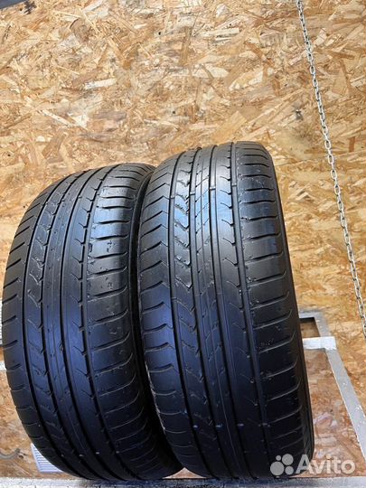 Goodyear EfficientGrip 225/55 R17