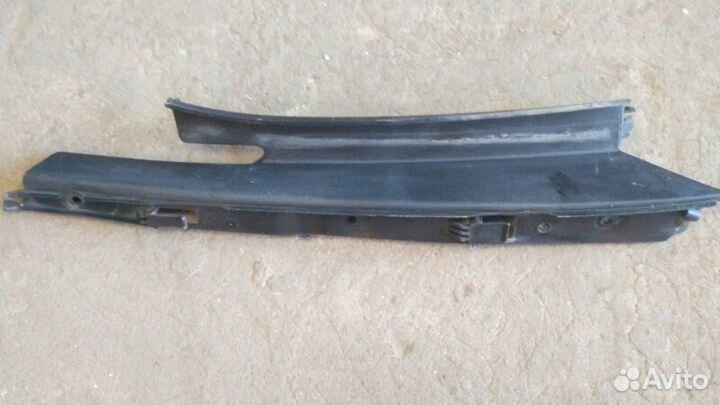 Накладка крыла задняя левая Citroen C4 picasso 2.0