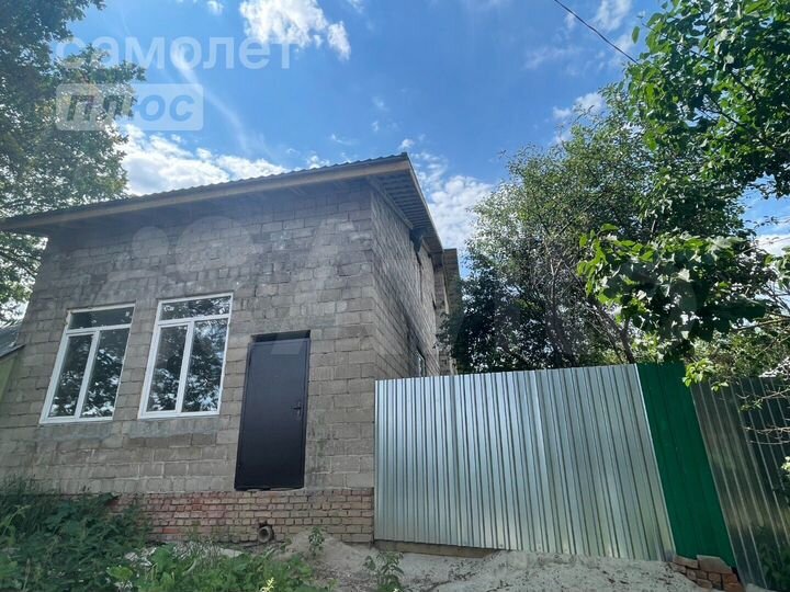 Дом 190,1 м² на участке 4,3 сот.