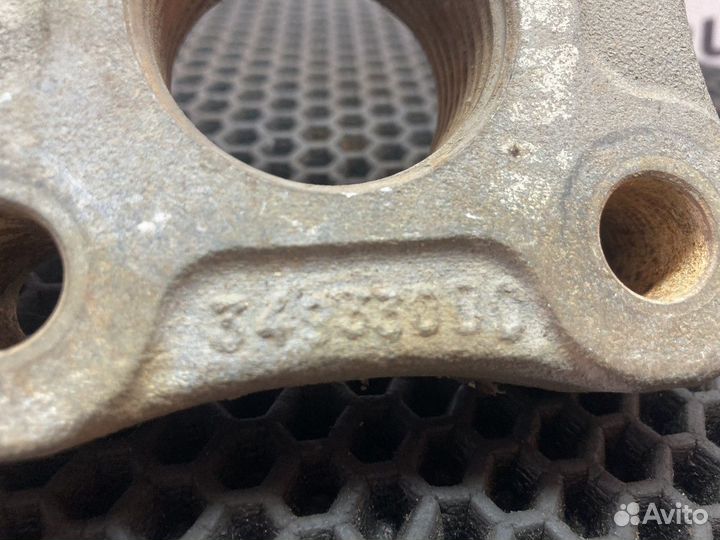 Кронштейн под буксировочный крюк