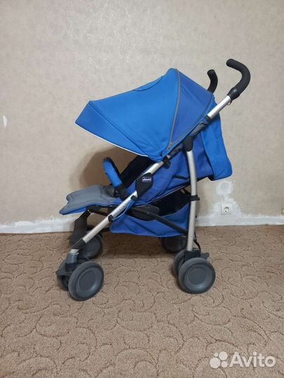 Прогулочная коляска chicco