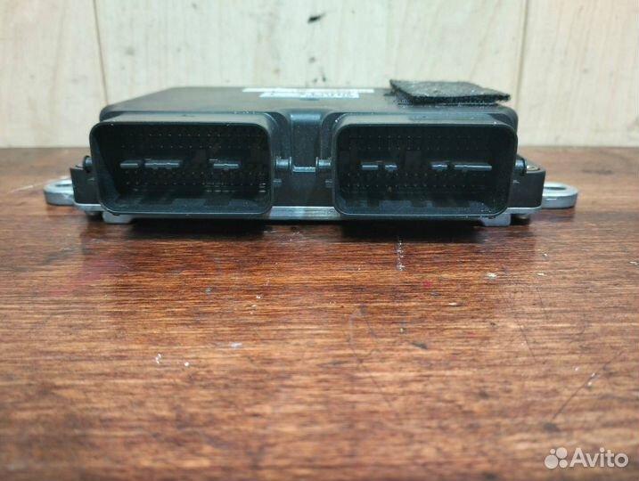 Блок управления двигателем Mazda6GG 2.3 АКПП