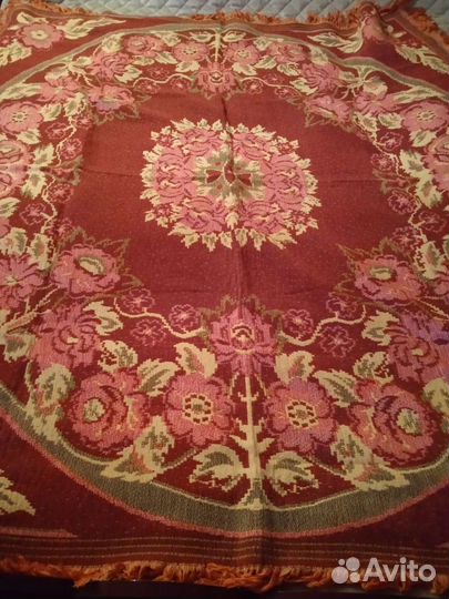 Скатерть и покрывало