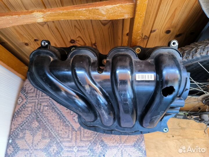 Впускной коллектор Solaris 1