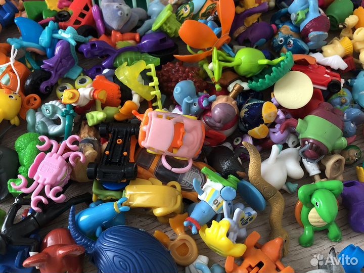 Мелкие игрушки киндеры