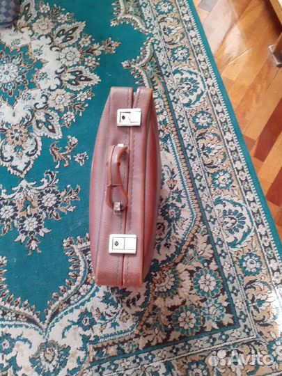 Портфели ретро