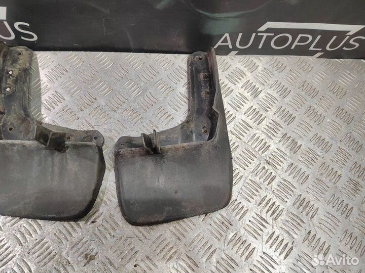 Брызговики передние Volkswagen Polo 5 1.6