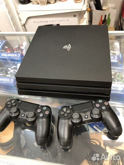 Sony PS4 PRO 1tb + игры
