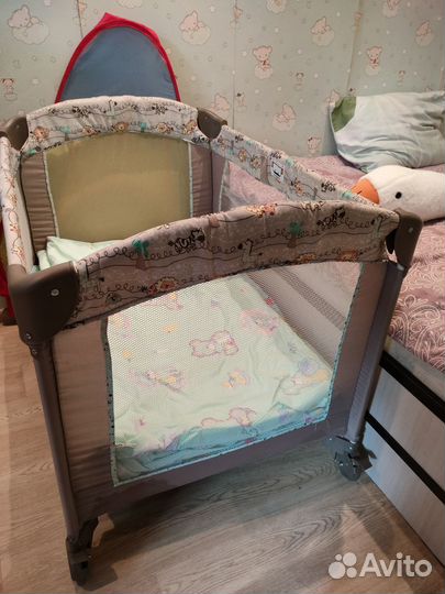 Детская кроватка манеж