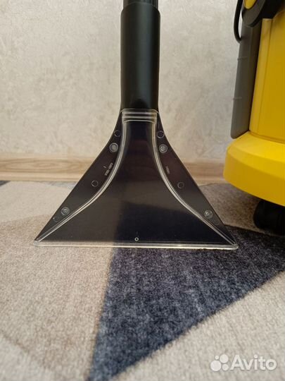 Моющий пылесос Karcher se 4002