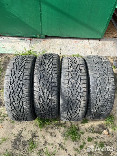 Nokian Tyres Hakkapeliitta 7 205/55 R16 94