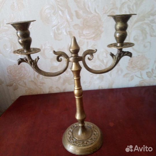 Старинный бронзовый подсвечник